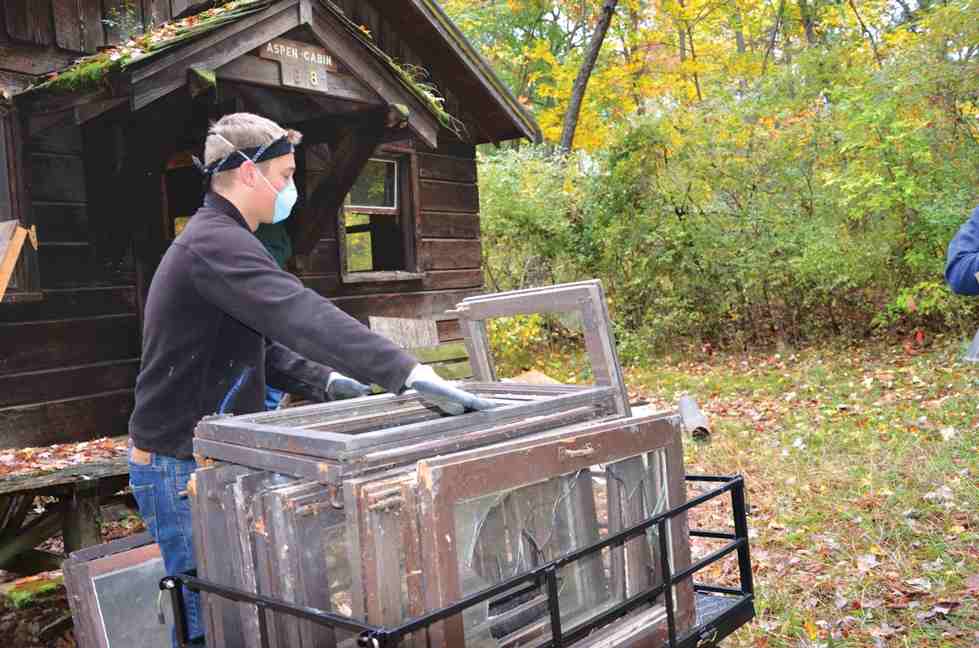 Mill Lake cleanup of windows